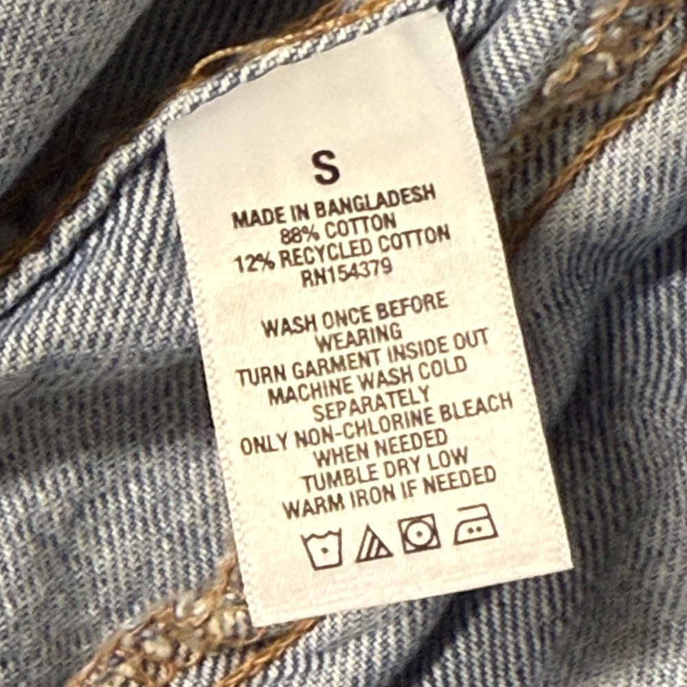 SOLD!! 🔥 Aeropostale Jean Jacket Light Blue Denim Acid Wash Small NEW - Picture 7 of 8